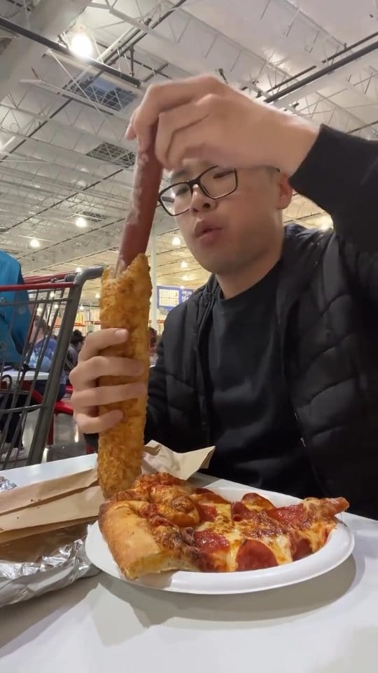 Post 4 by Hotdog Order on Instagram (video)