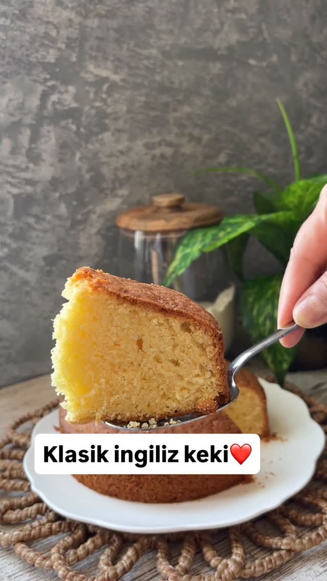 Post 8 by Ferengiz Akgün on Instagram (video)