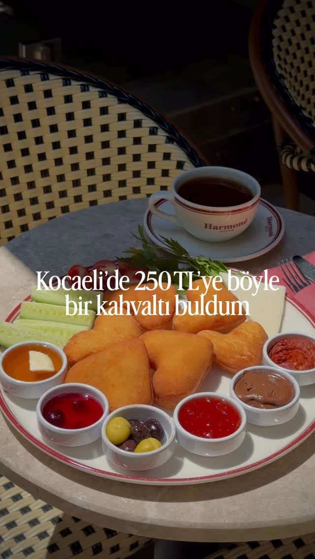 Post 1 by Ümmügülsüm on Instagram (video)