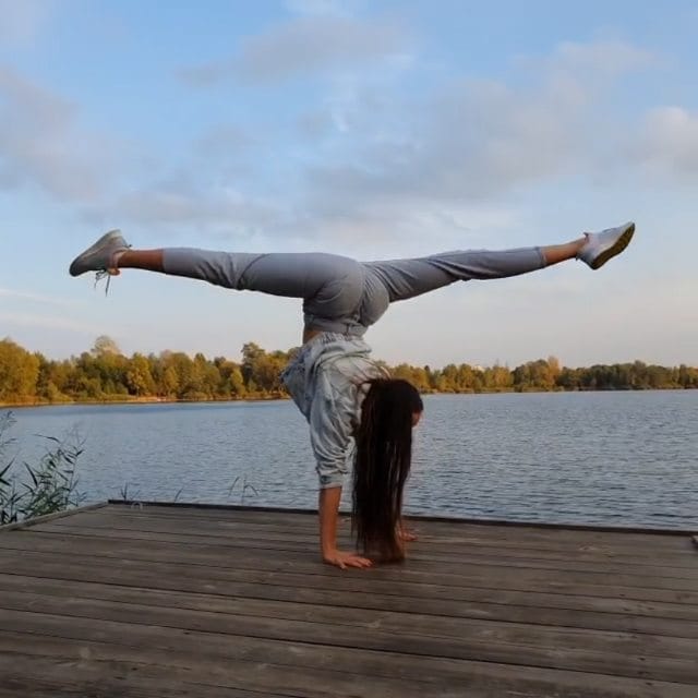 Post 4 by 𝐅 𝐋 𝐄 𝐗 𝐈 𝐆 𝐎 𝐀 𝐋 𝐒 on Instagram (video)