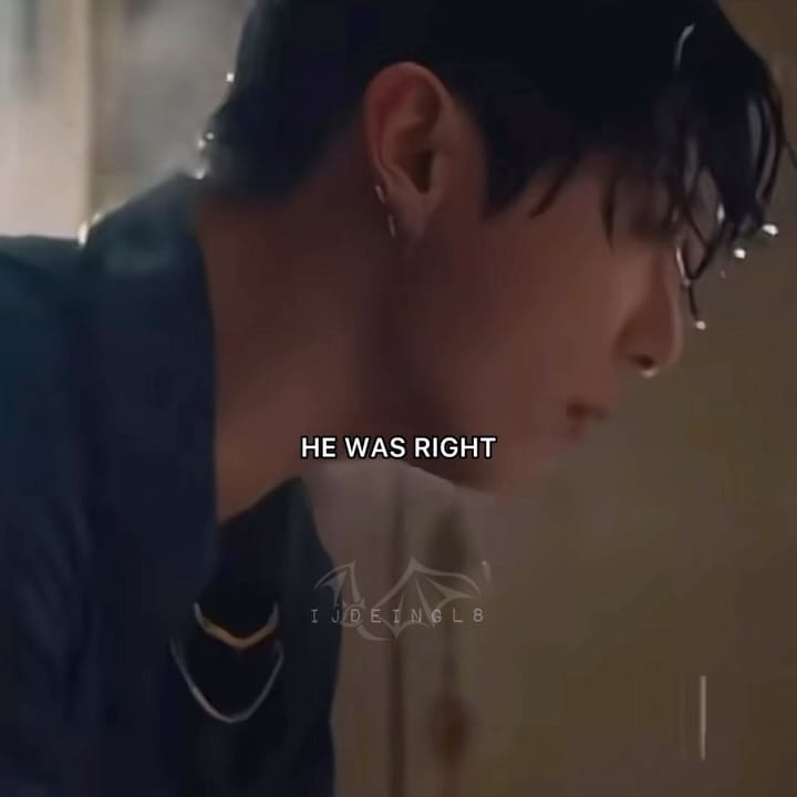 Post 7 by 𝙀𝙫𝙖🦇 on Instagram (video)