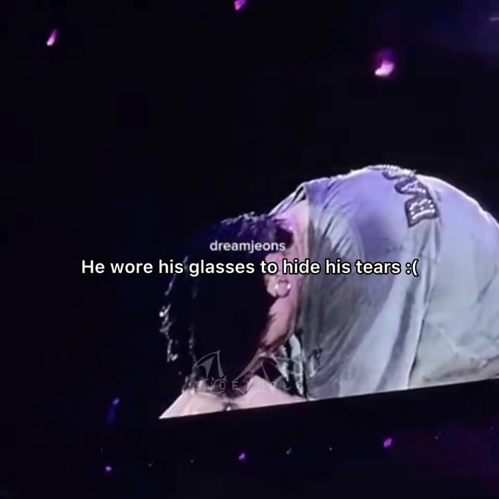 Post 3 by 𝙀𝙫𝙖🦇 on Instagram (video)