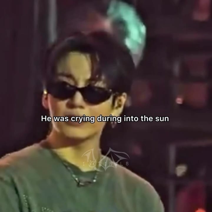 Post 2 by 𝙀𝙫𝙖🦇 on Instagram (video)
