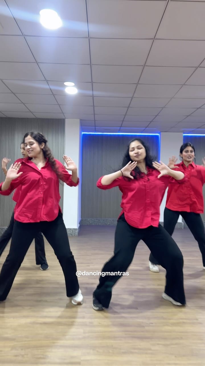 Post 3 by Dancing Mantras | Dance Studio on Instagram (video)