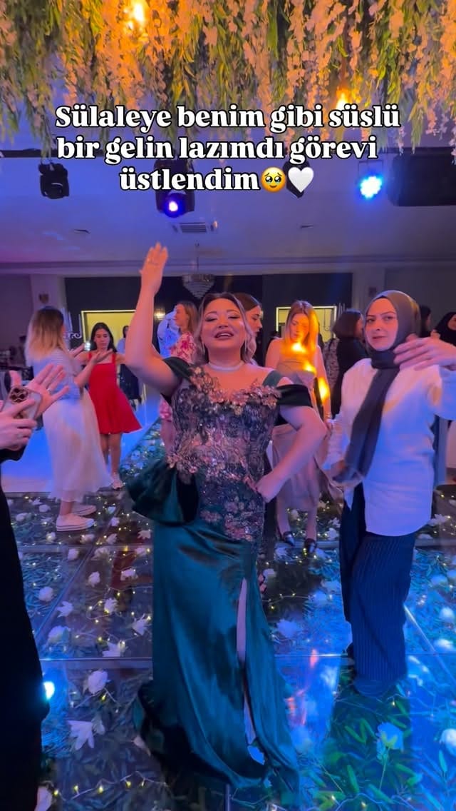 Post 8 by Sema Üstüntaş Çakar on Instagram (video)