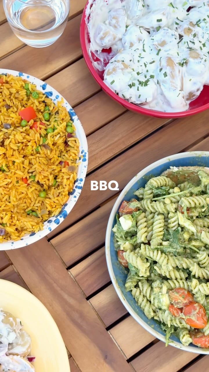 Post 6 by Pinch of Nom on Instagram (video)