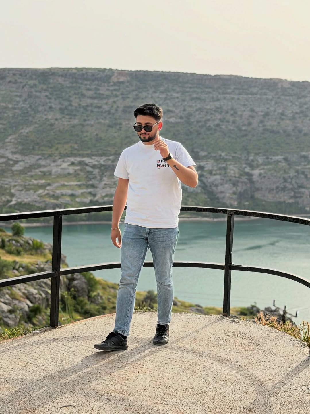 Post 2 by Ali Emre SARAÇOĞLU on Instagram (image)
