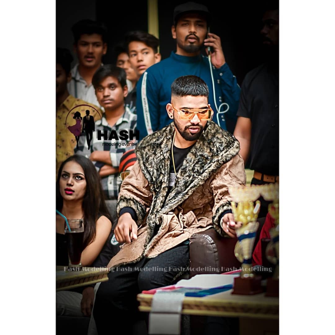 Post 1 by PRAVEEN HASH on Instagram (image)