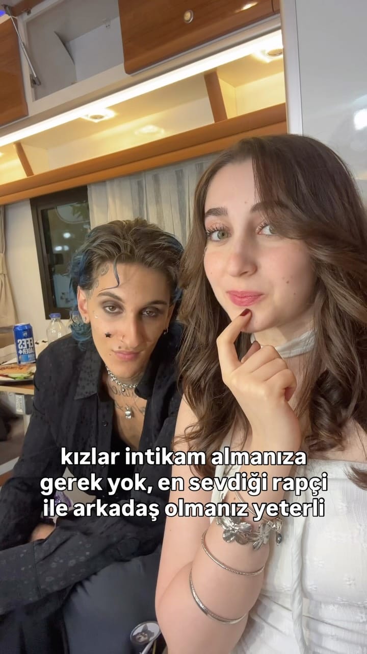 Post 6 by Defne Tanrıverdi on Instagram (video)
