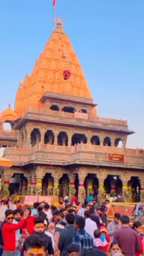 Post 6 by Indore Explore on Instagram (video)