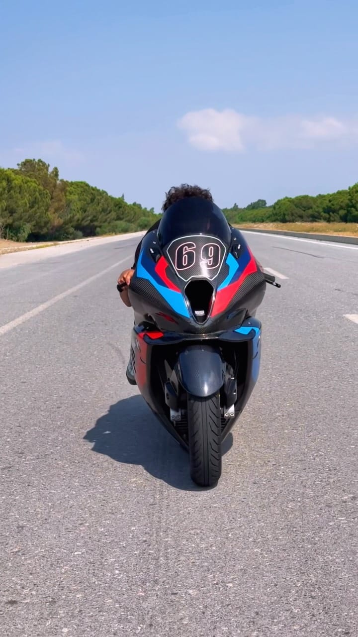 Post 3 by Erol Balkış on Instagram (video)