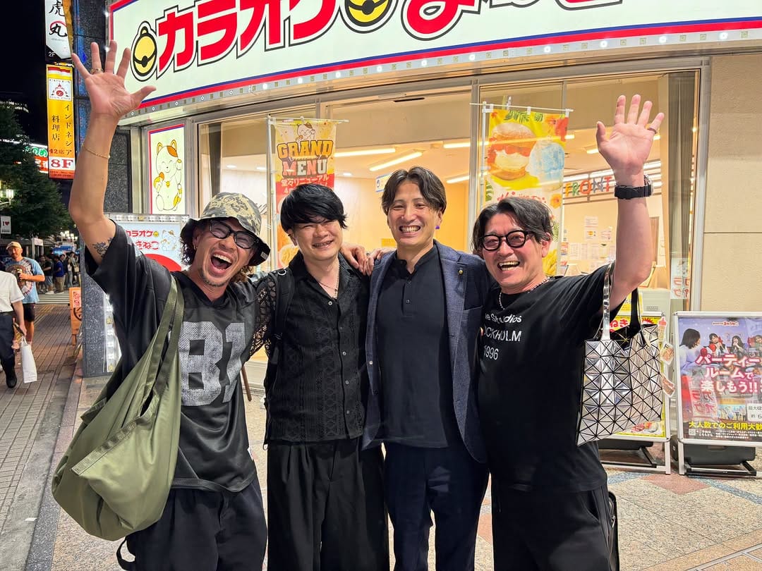 Post 9 by gorilla gorilla gorilla on Instagram (carousel)