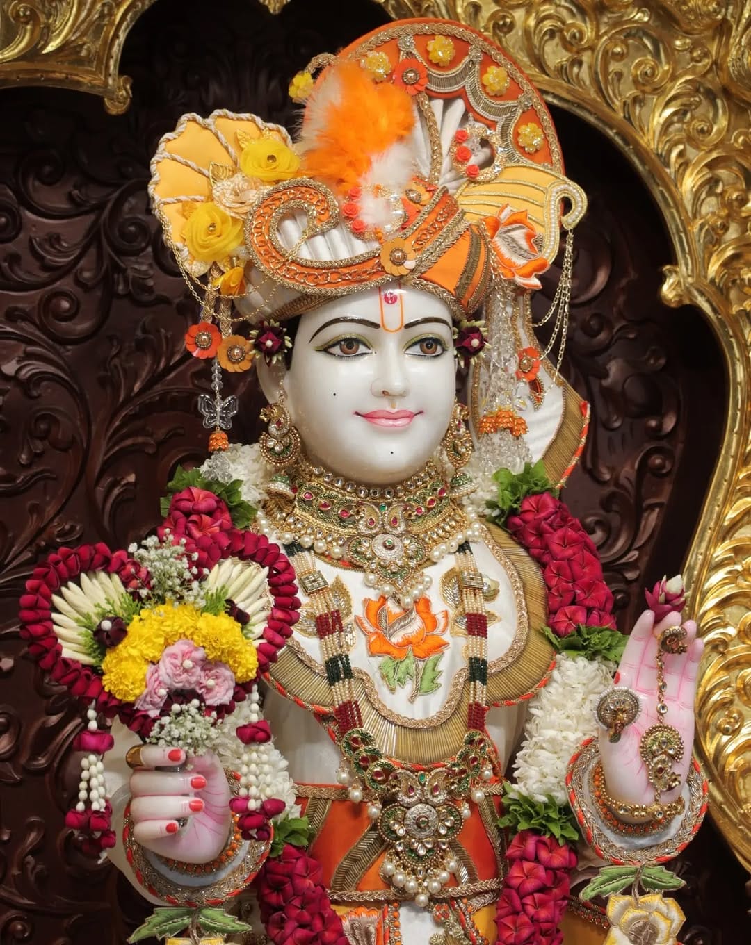 Post 3 by Shree Swaminarayan Mandir - Kalakunj on Instagram (carousel)