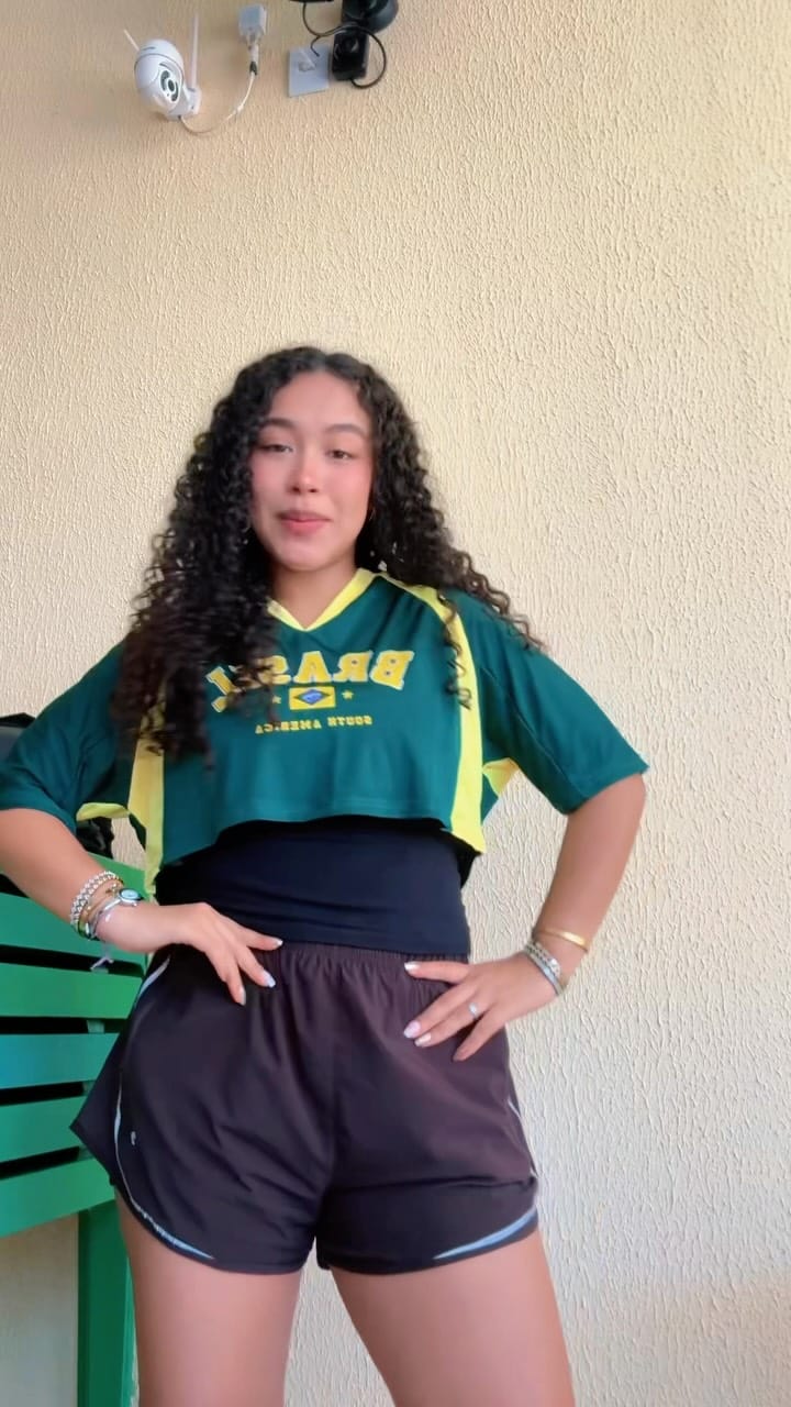 Post 5 by Nicolly Añez on Instagram (video)