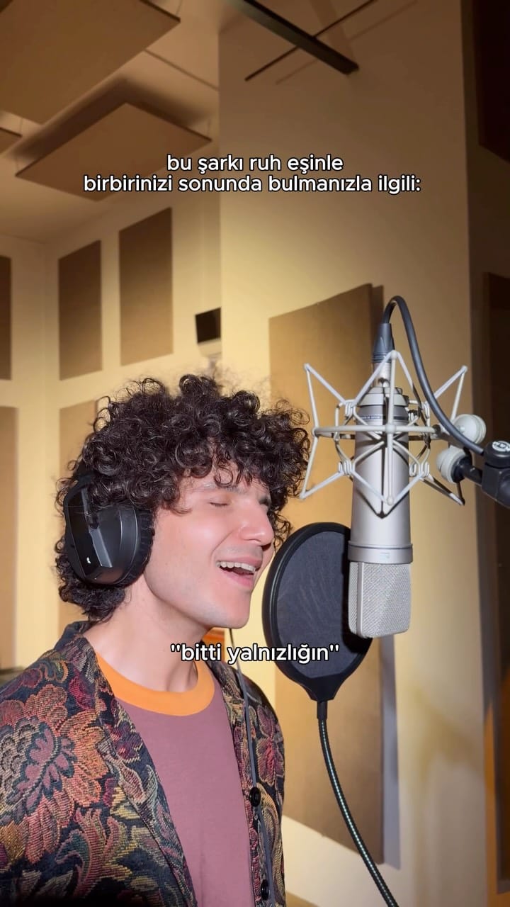 Post 1 by Batu Akdeniz on Instagram (video)