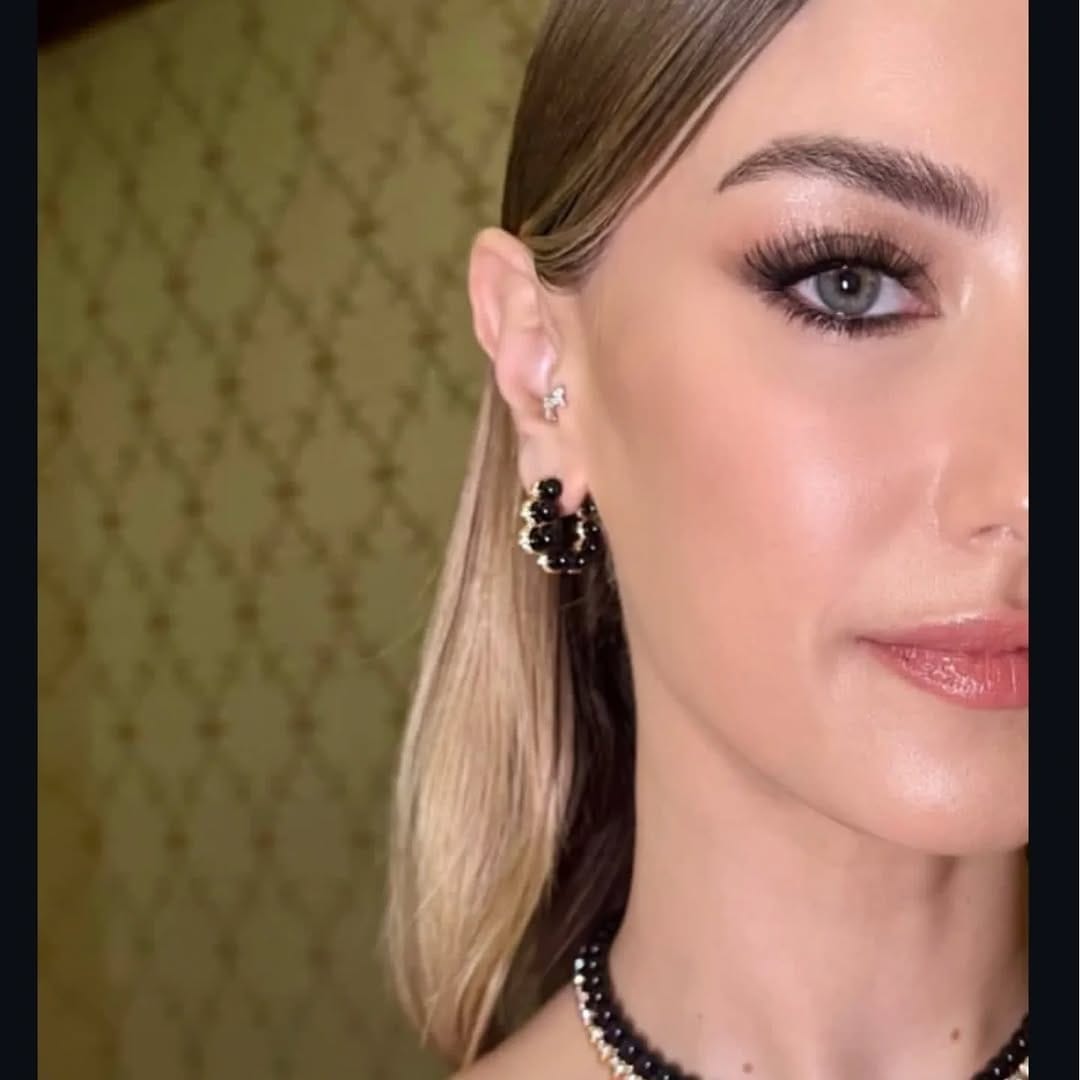 Post 9 by Hazalkaya✨ on Instagram (carousel)