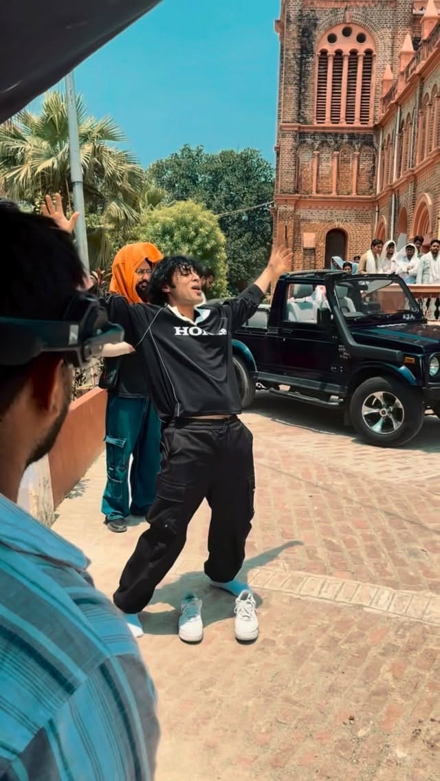 Post 3 by Bollycrew films on Instagram (video)