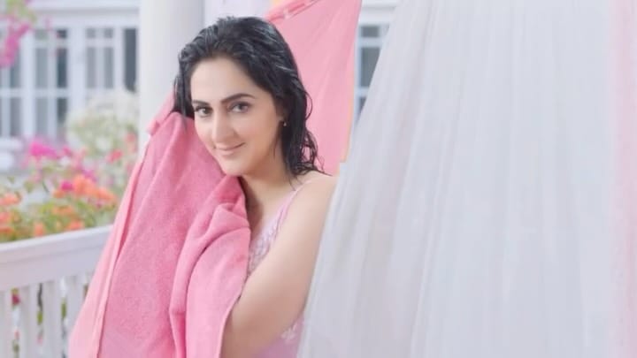 Post 8 by Krishna Solgama on Instagram (video)
