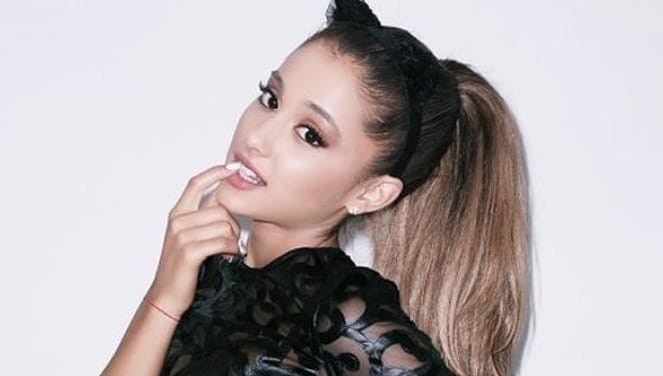 Post 7 by Ariana Grande on Instagram (image)