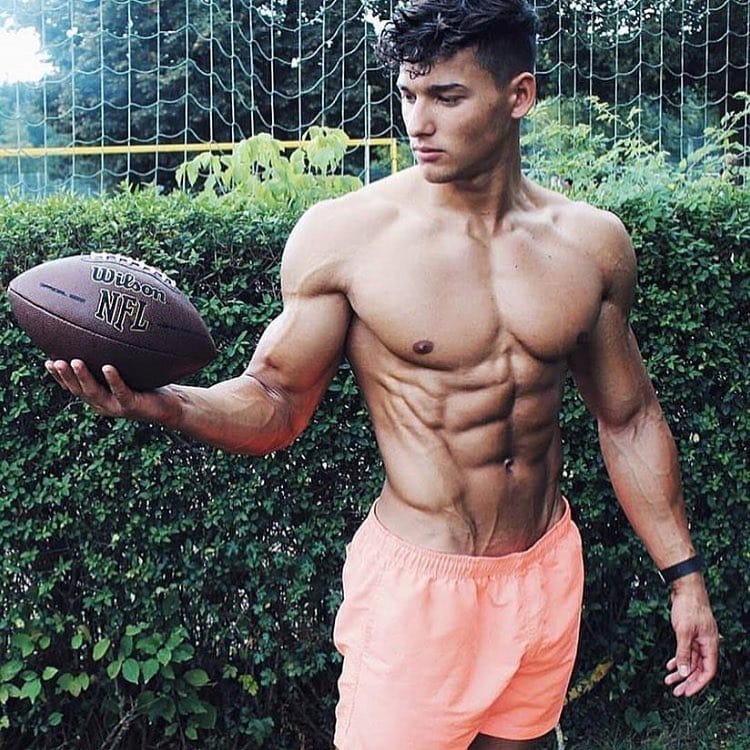Post 1 by Gainz & Veins on Instagram (image)
