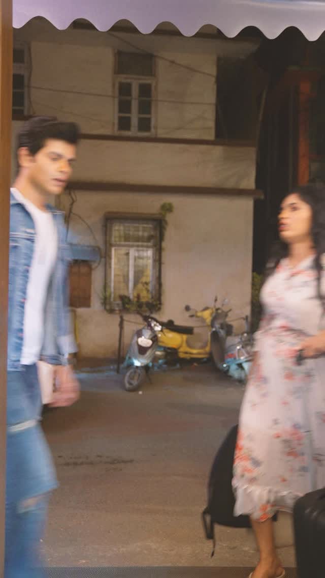Post 4 by Aniket Chauhan on Instagram (video)