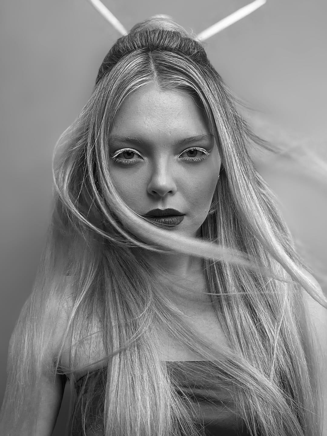 Post 10 by Laurita Aks | cinematic actress | кино✍🏼 on Instagram (image)