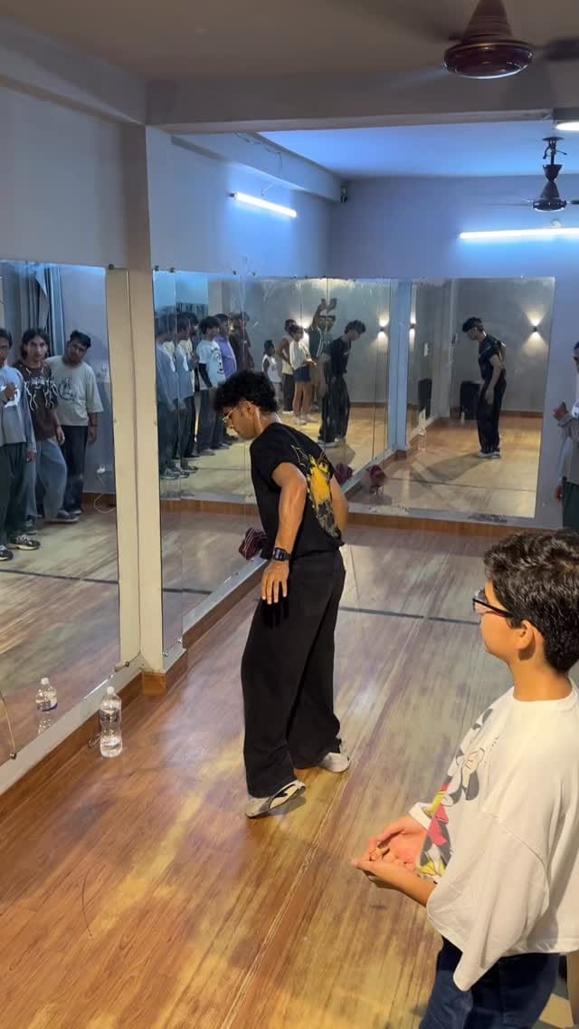Post 9 by Achal Bhatnagar on Instagram (video)