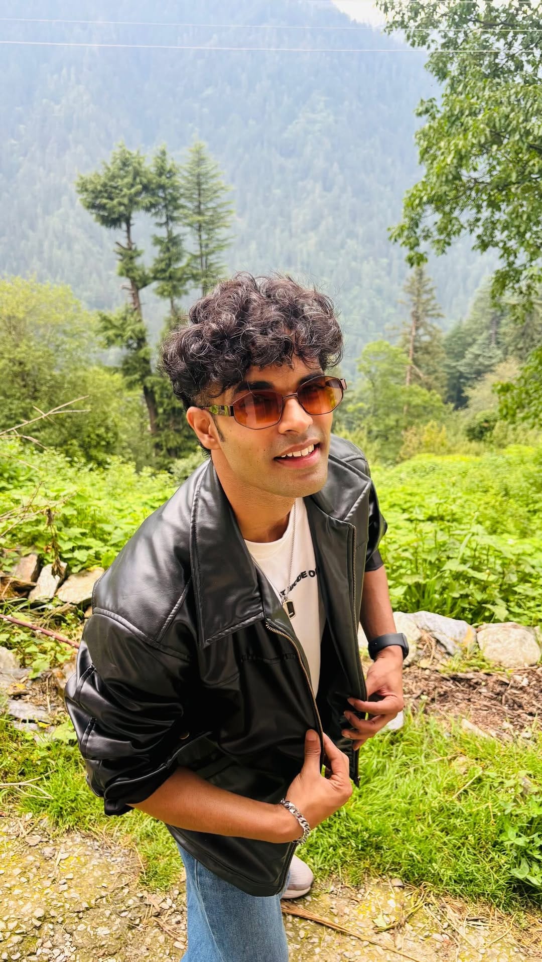 Post 3 by Achal Bhatnagar on Instagram (video)