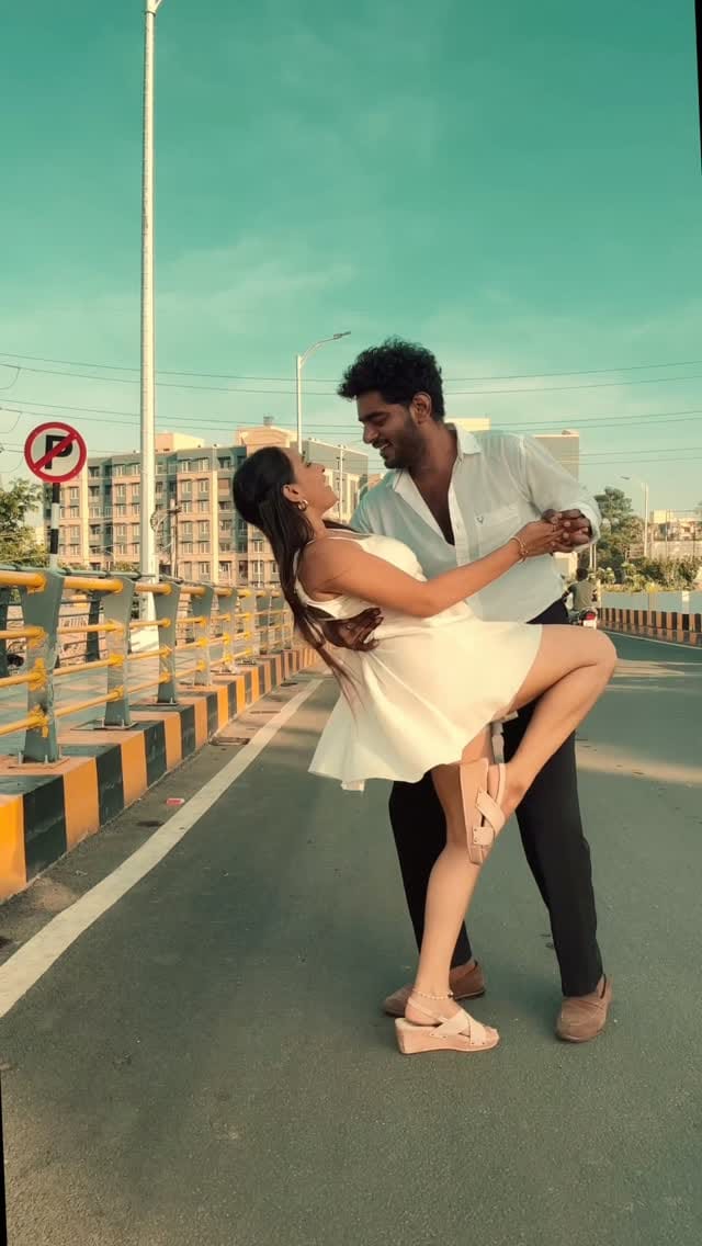 Post 1 by Sana Khan on Instagram (video)