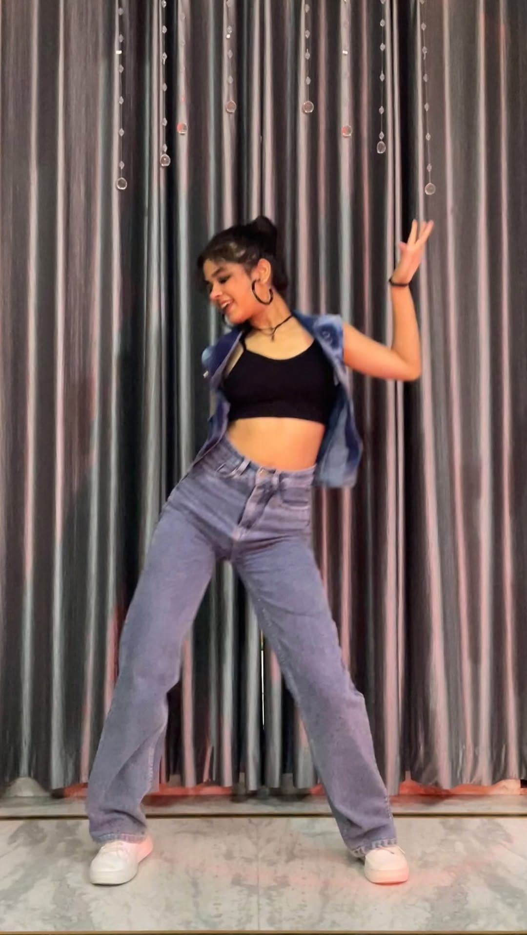 Post 9 by Khushi garg on Instagram (video)