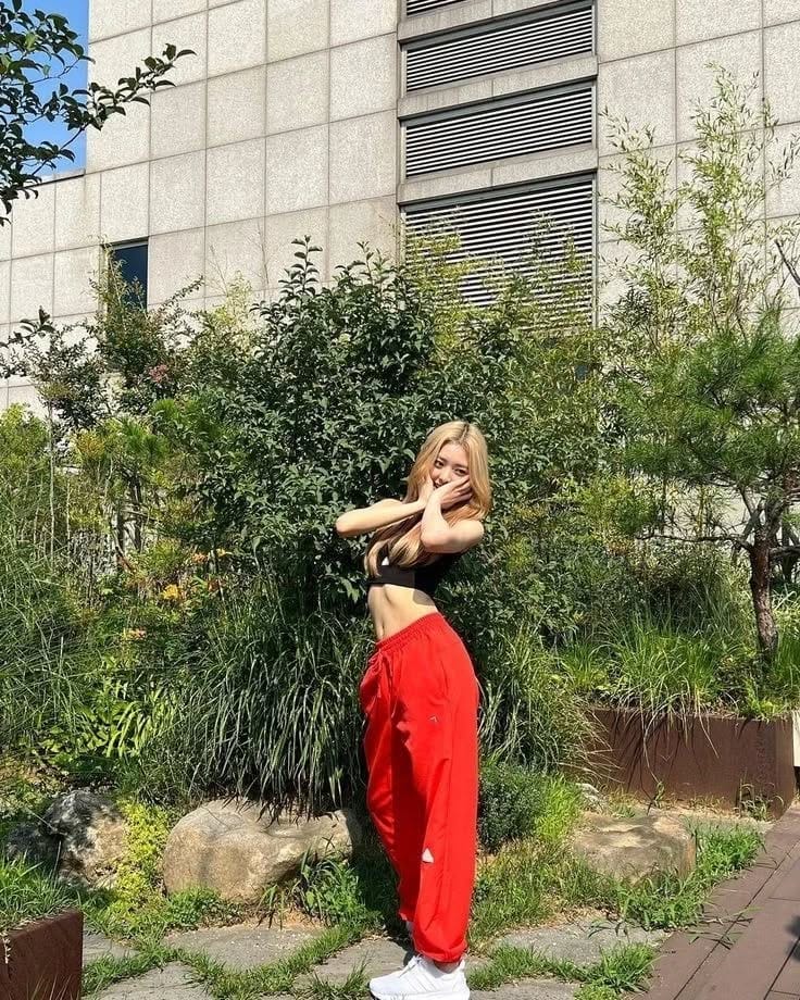Post 1 by ITZY YUNA 유나 on Instagram (carousel)
