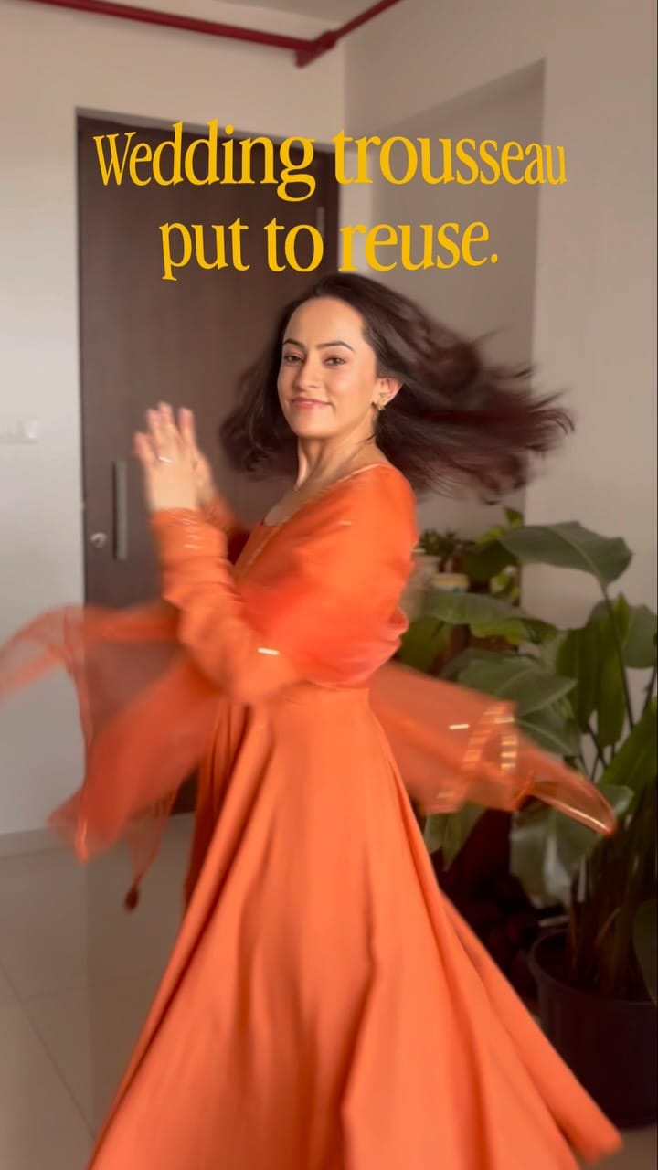 Post 6 by Palvi Jaswal on Instagram (video)