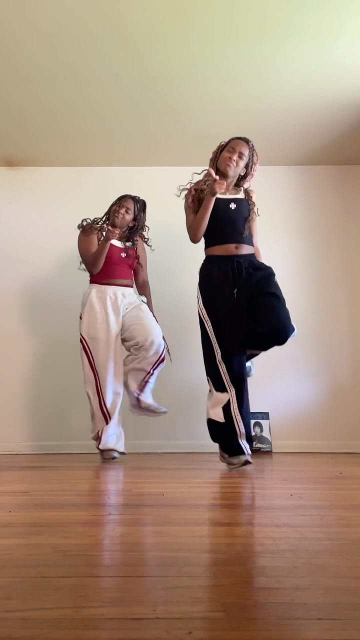 Post 1 by Twins on Instagram (video)
