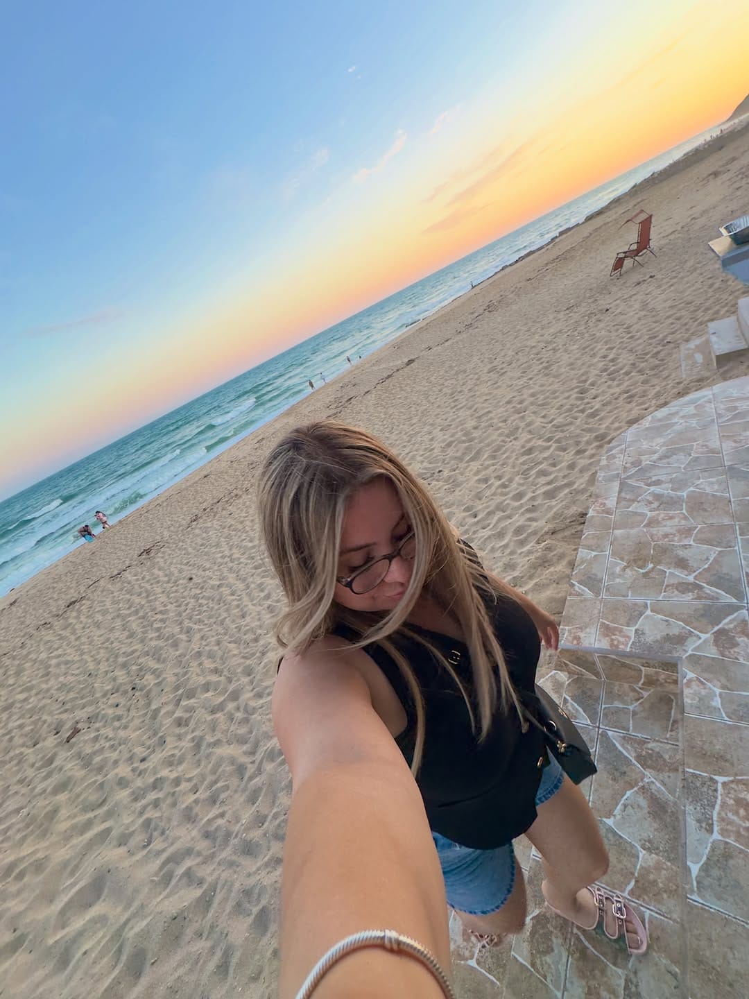 Post 3 by Esmeralda Hernandez on Instagram (carousel)