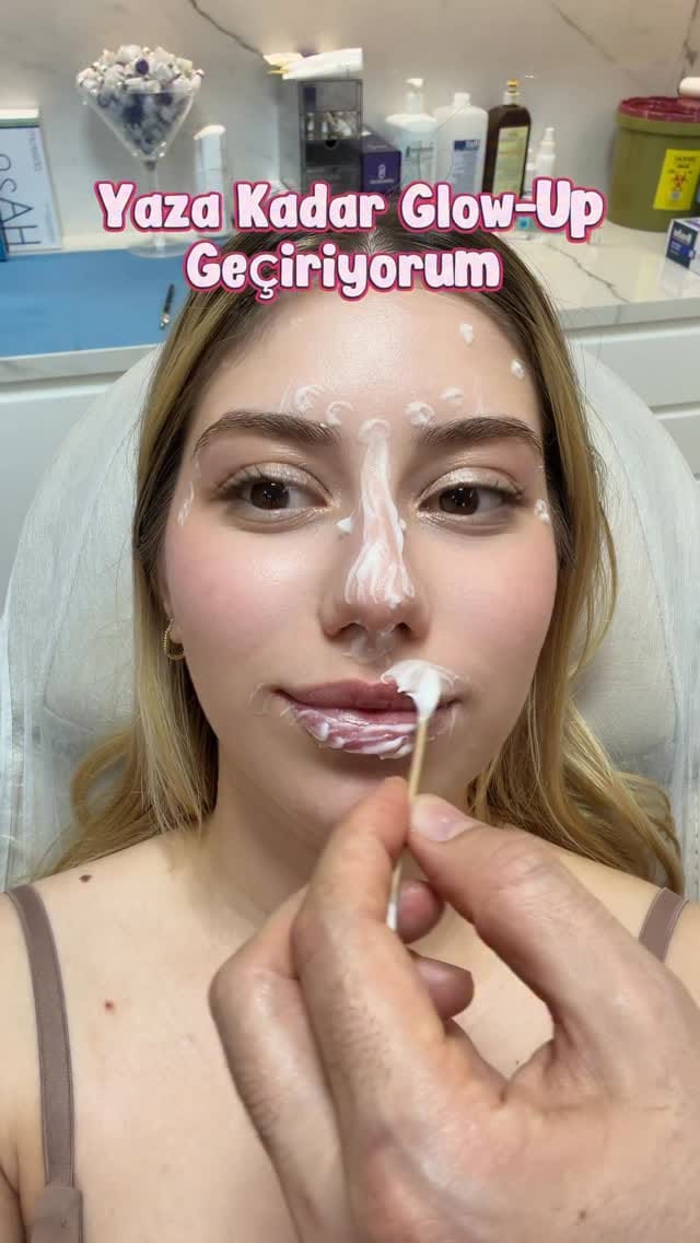 Post 6 by Elif Selçuk on Instagram (video)
