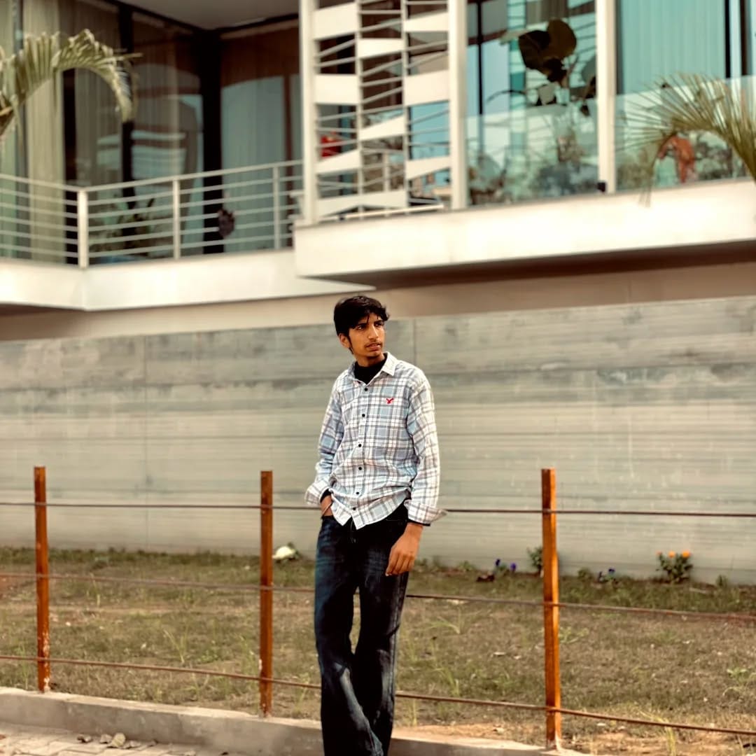 Post 4 by Shivam..🫀 on Instagram (carousel)
