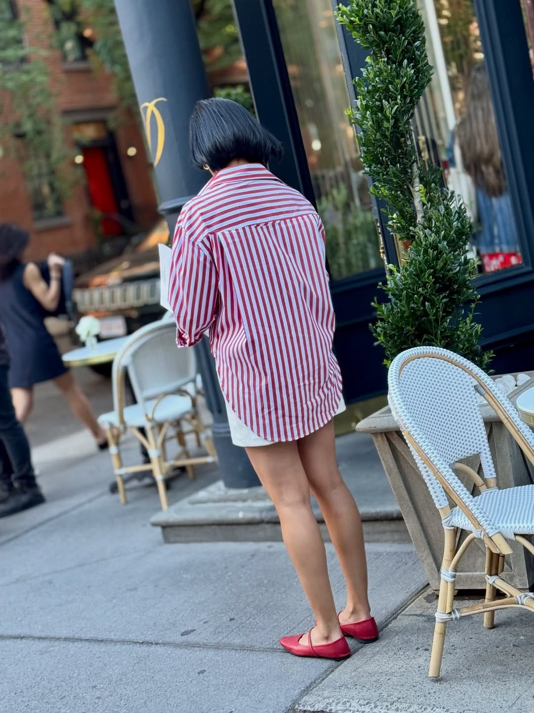 Post 4 by New Yorkers in their Jungle on Instagram (carousel)