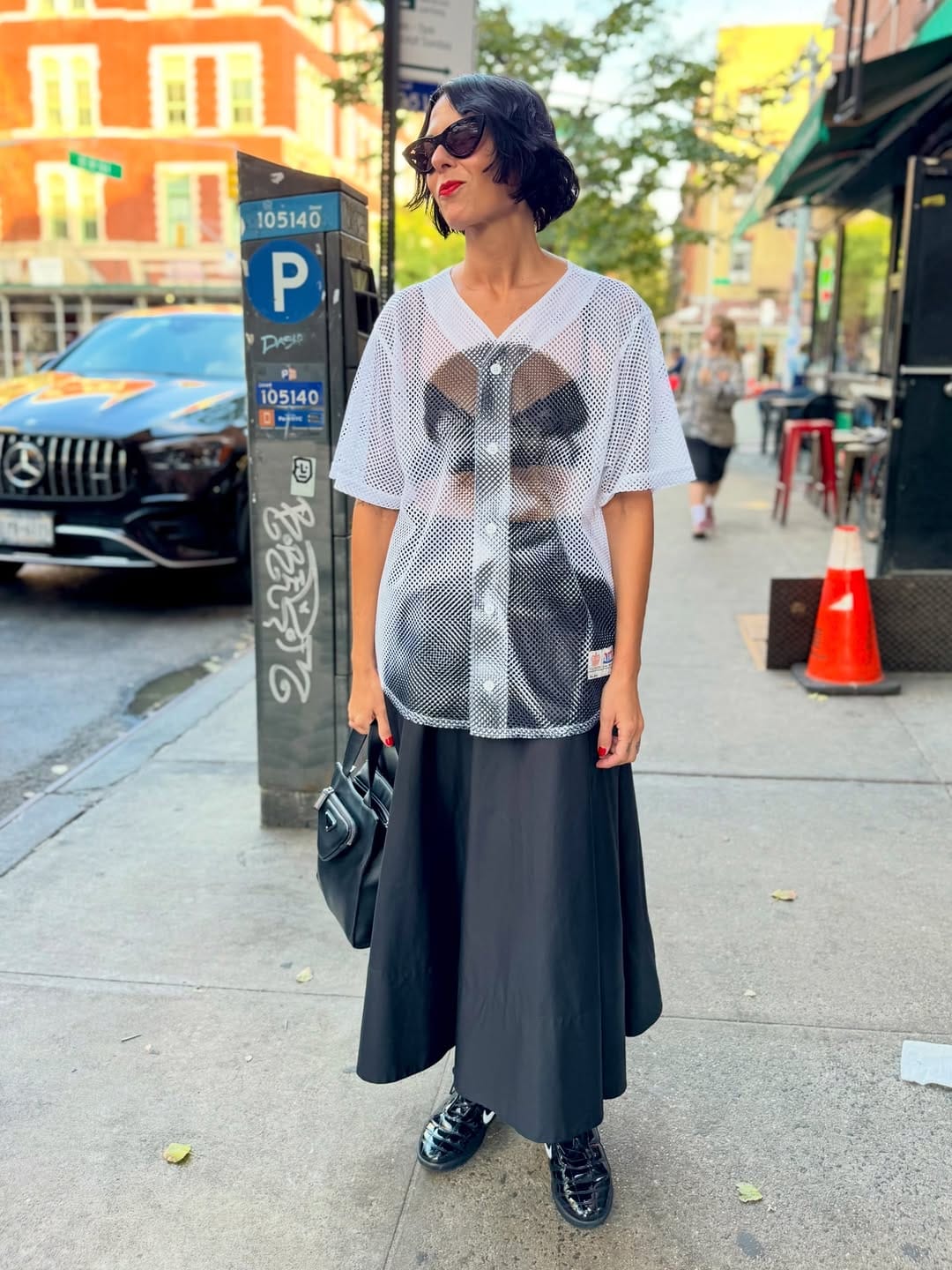 Post 5 by New Yorkers in their Jungle on Instagram (carousel)