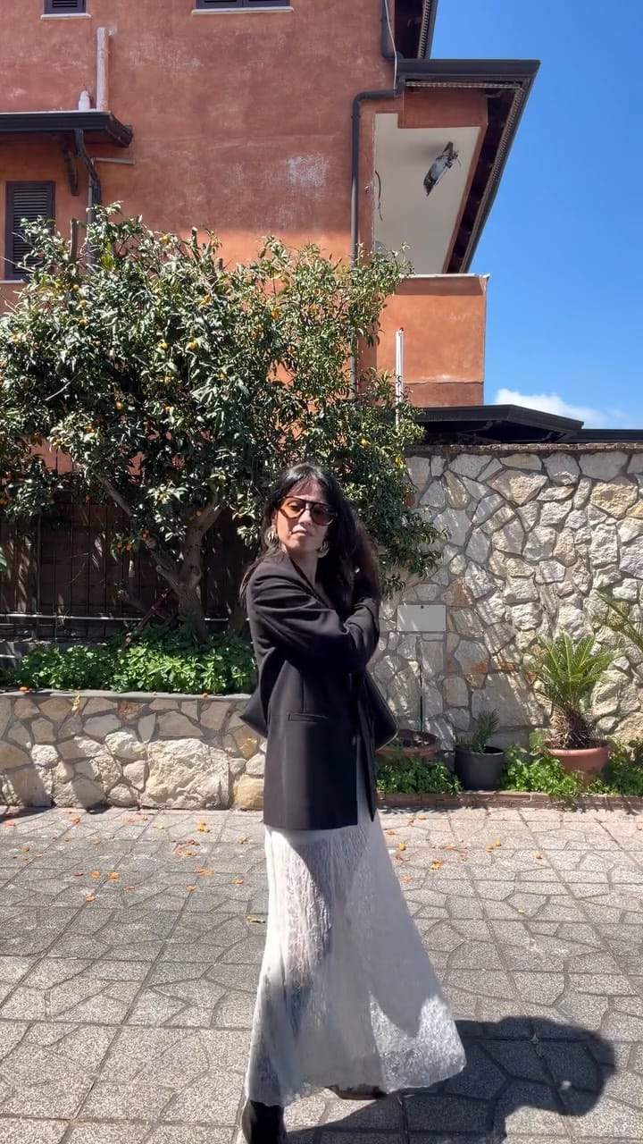 Post 6 by Giusy Trovato on Instagram (video)