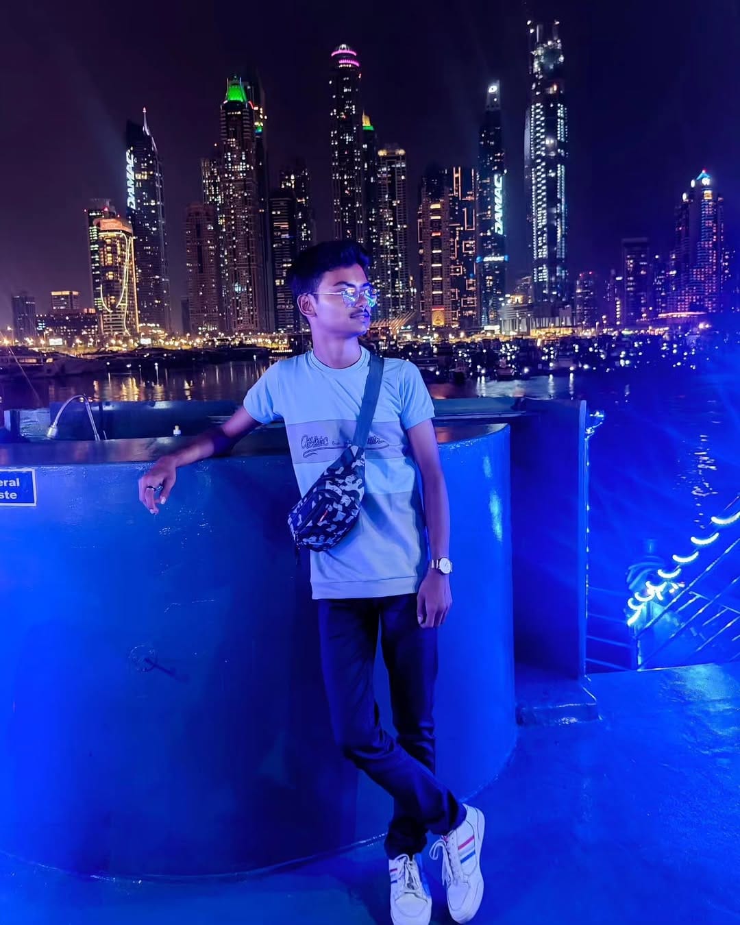 Post 10 by Zexon on Instagram (image)