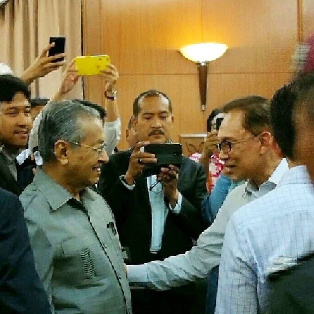 Post 5 by Pakatan Harapan on Instagram (image)