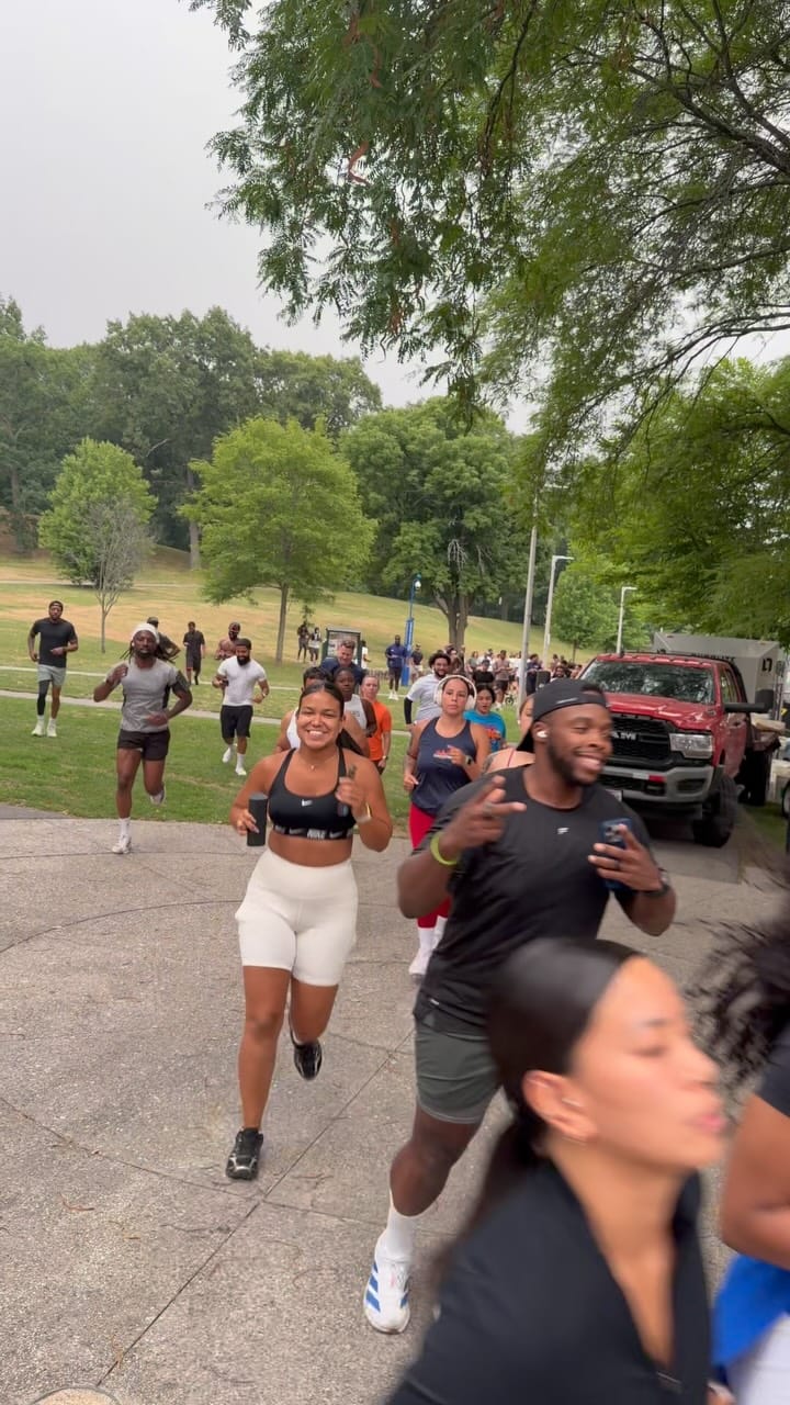 Post 4 by Official Page Of LiveFitArmy™ on Instagram (video)