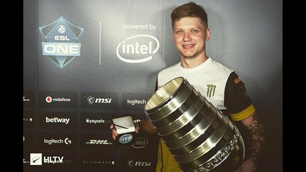 Post 8 by Игровой Феномен on Instagram (video)
