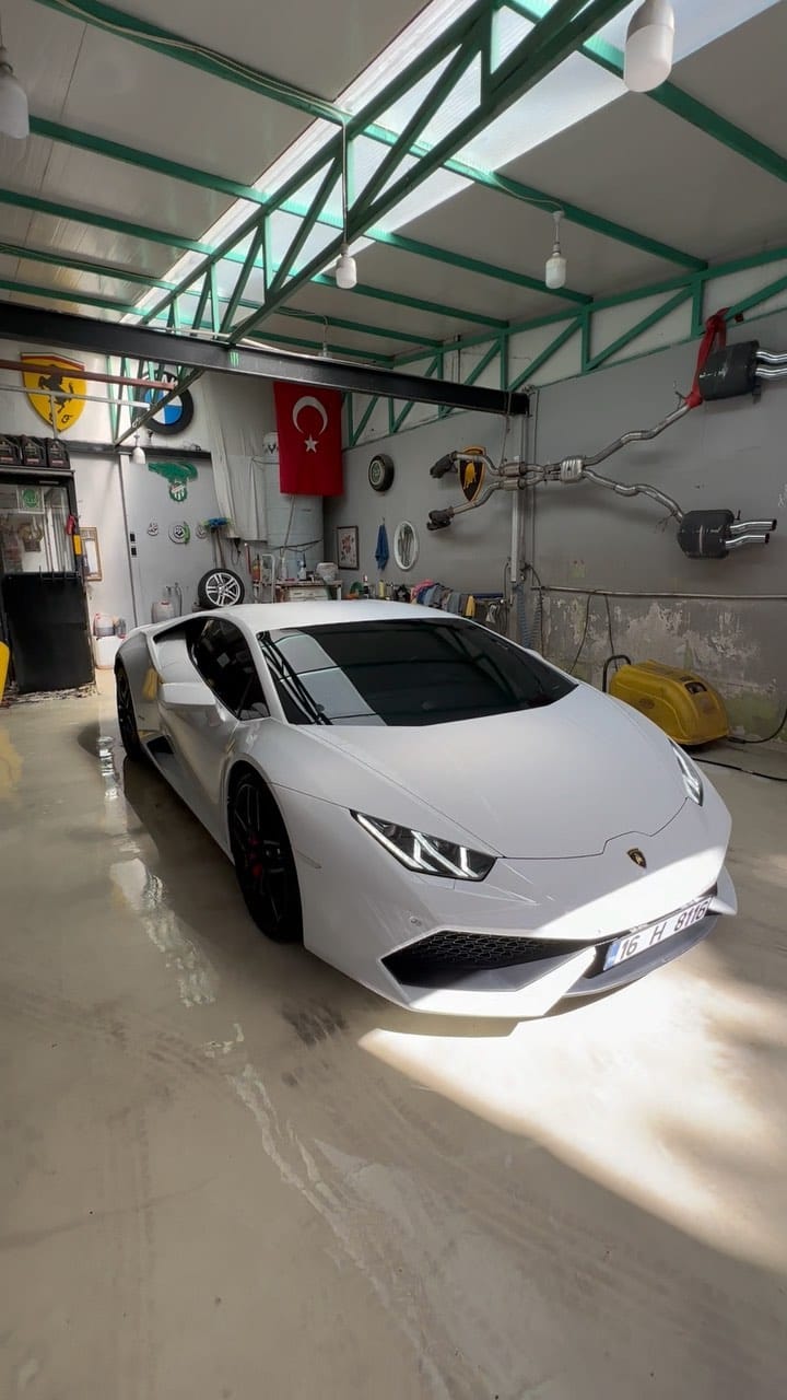Post 9 by Emre Kaşmer on Instagram (video)