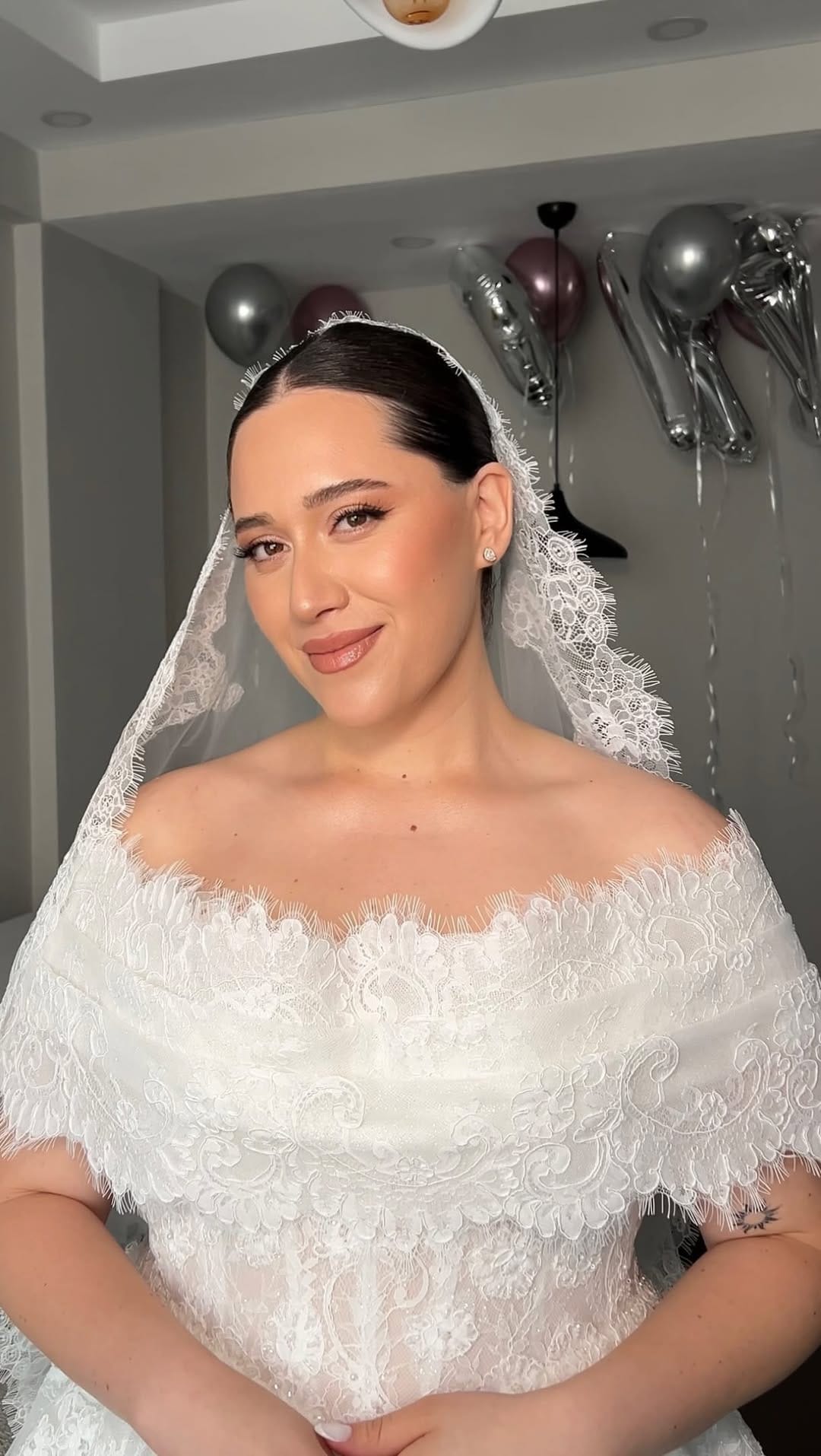 Post 5 by ВИЗАЖИСТ МАКИЯЖ ПРИЧЕСКИ АНТАЛИЯ СИДЕ| MAKEUP ANTALYA BELEK on Instagram (video)