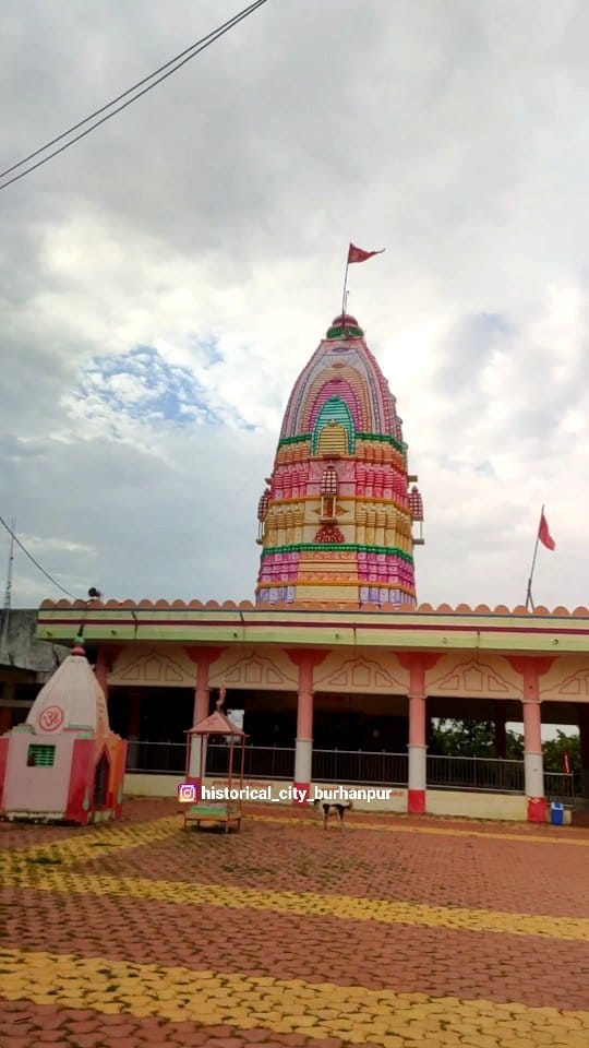 Post 9 by Aashish M. Choudhary on Instagram (video)