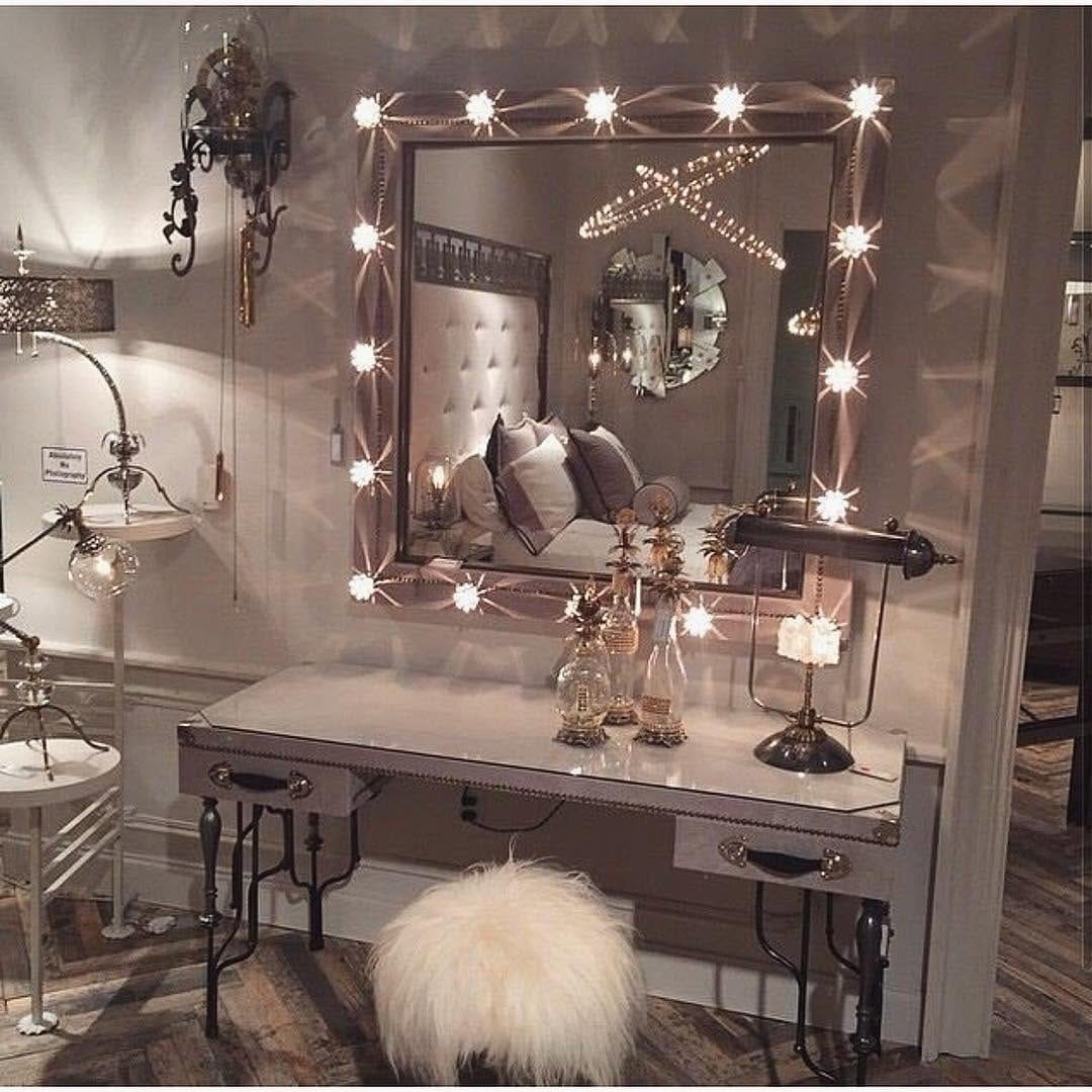 Post 1 by celebratelife💎🎀🎆 on Instagram (image)