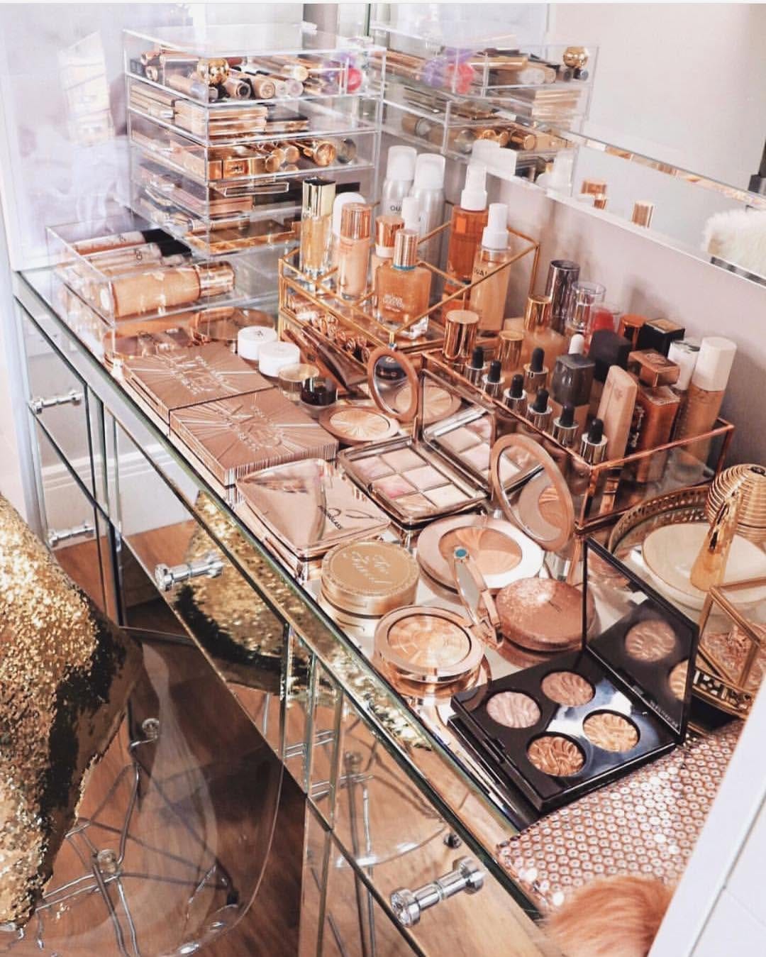 Post 4 by celebratelife💎🎀🎆 on Instagram (image)
