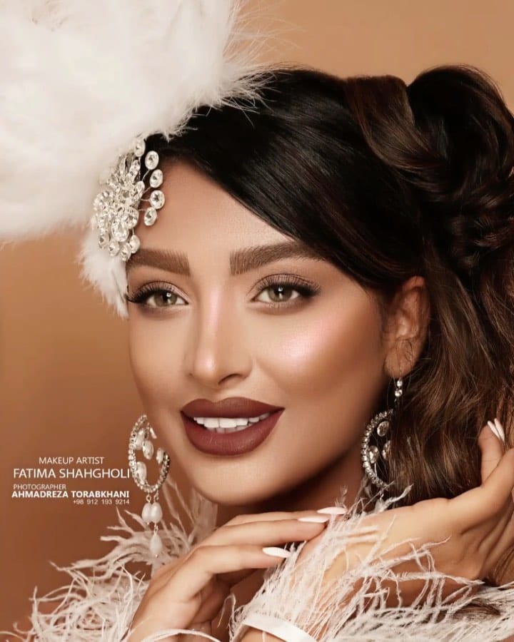 Post 3 by میکاپ و عروس سالن لیا(هولیا) Liya Salon on Instagram (video)