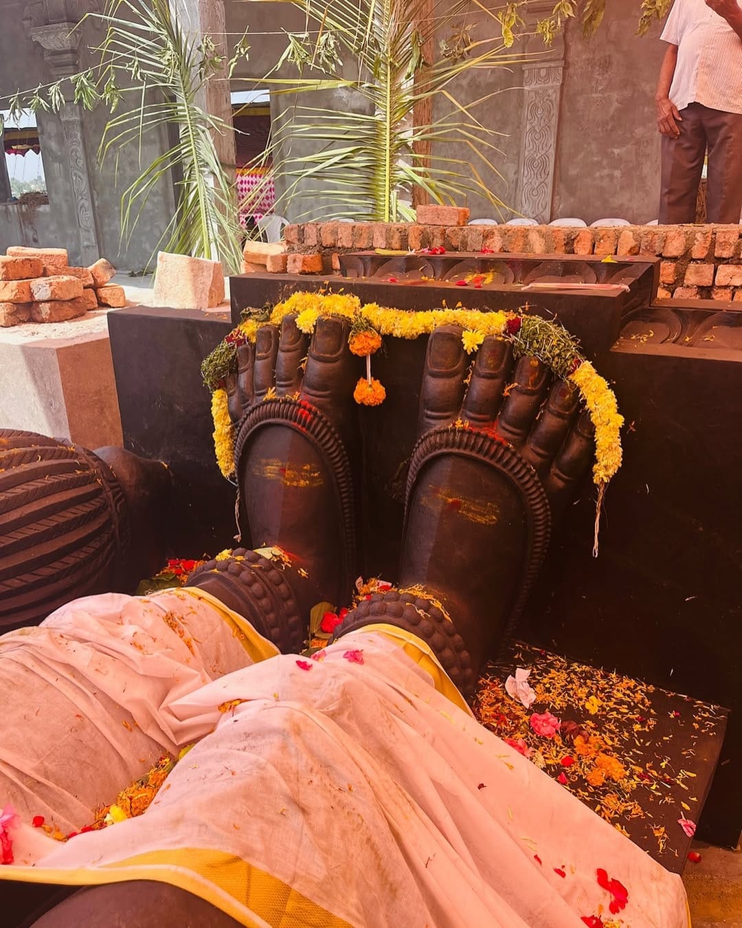 Post 10 by అభయ ఆంజనేయ స్వామి దేవస్థానం on Instagram (image)